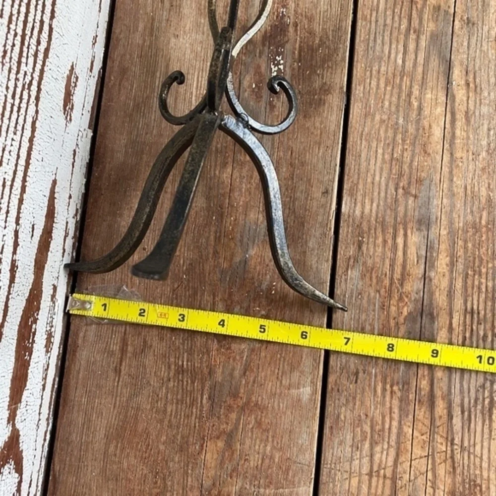 Set of 2 Bronze Candle Holders
